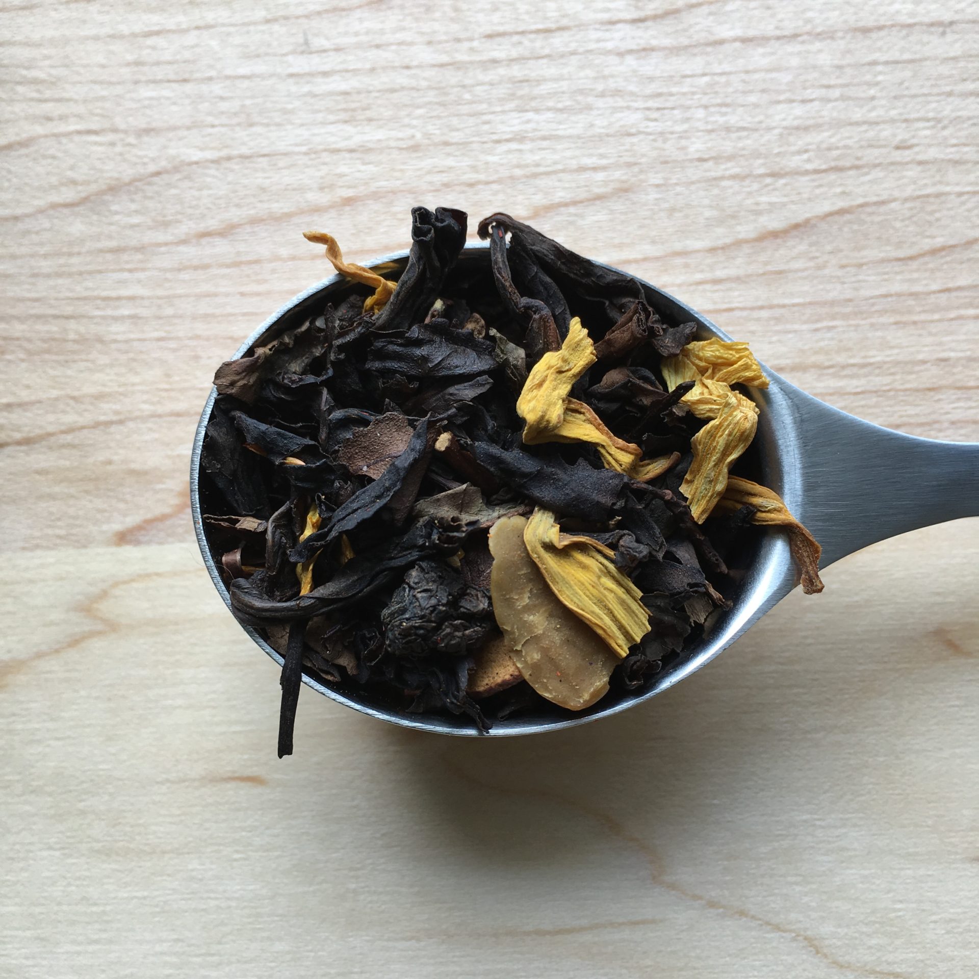 CitizenTea's Creamy Nut Oolong Tea Review Tea in Spoons