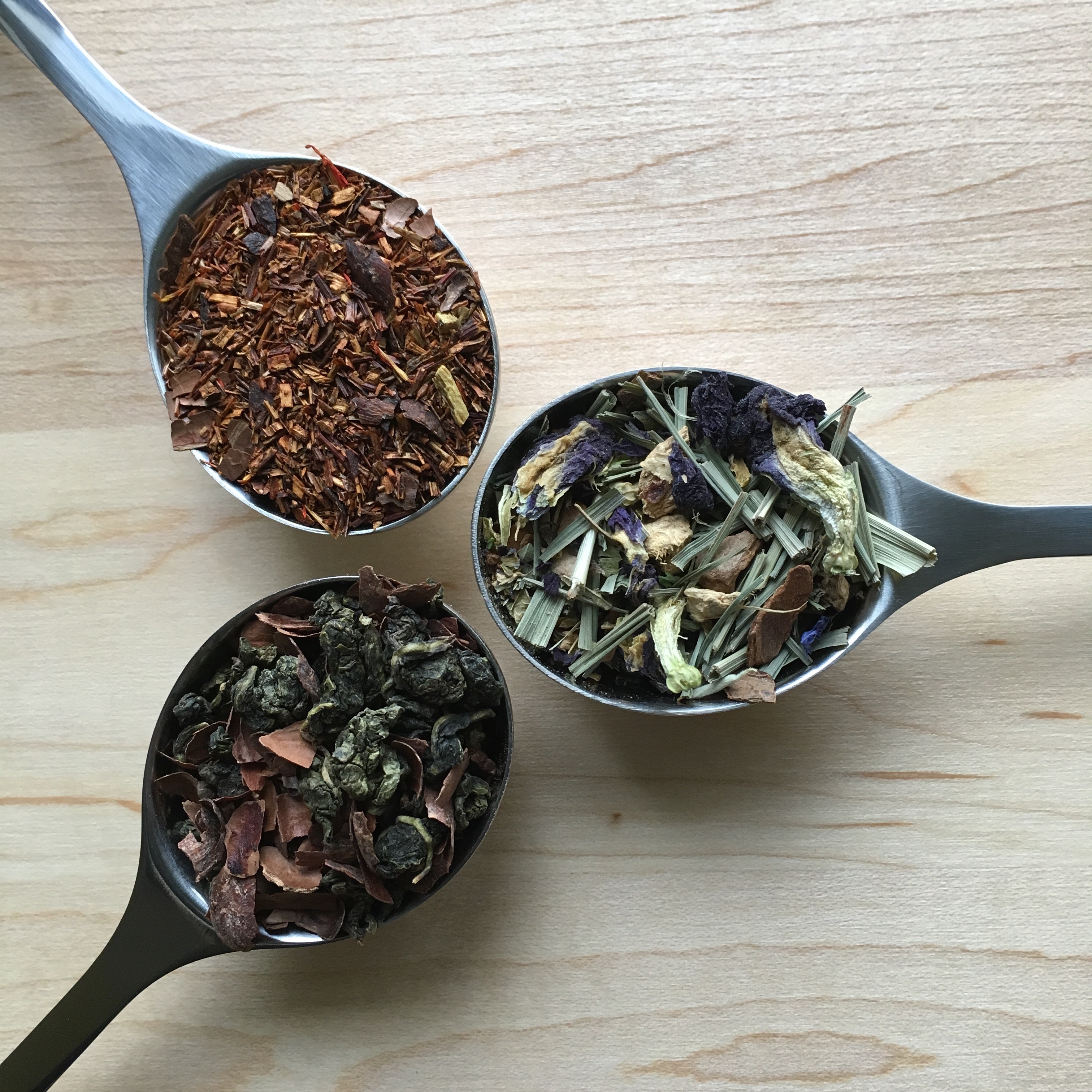 Pluck Tea Oolong Herbal Rooibos Tea Three Spoons