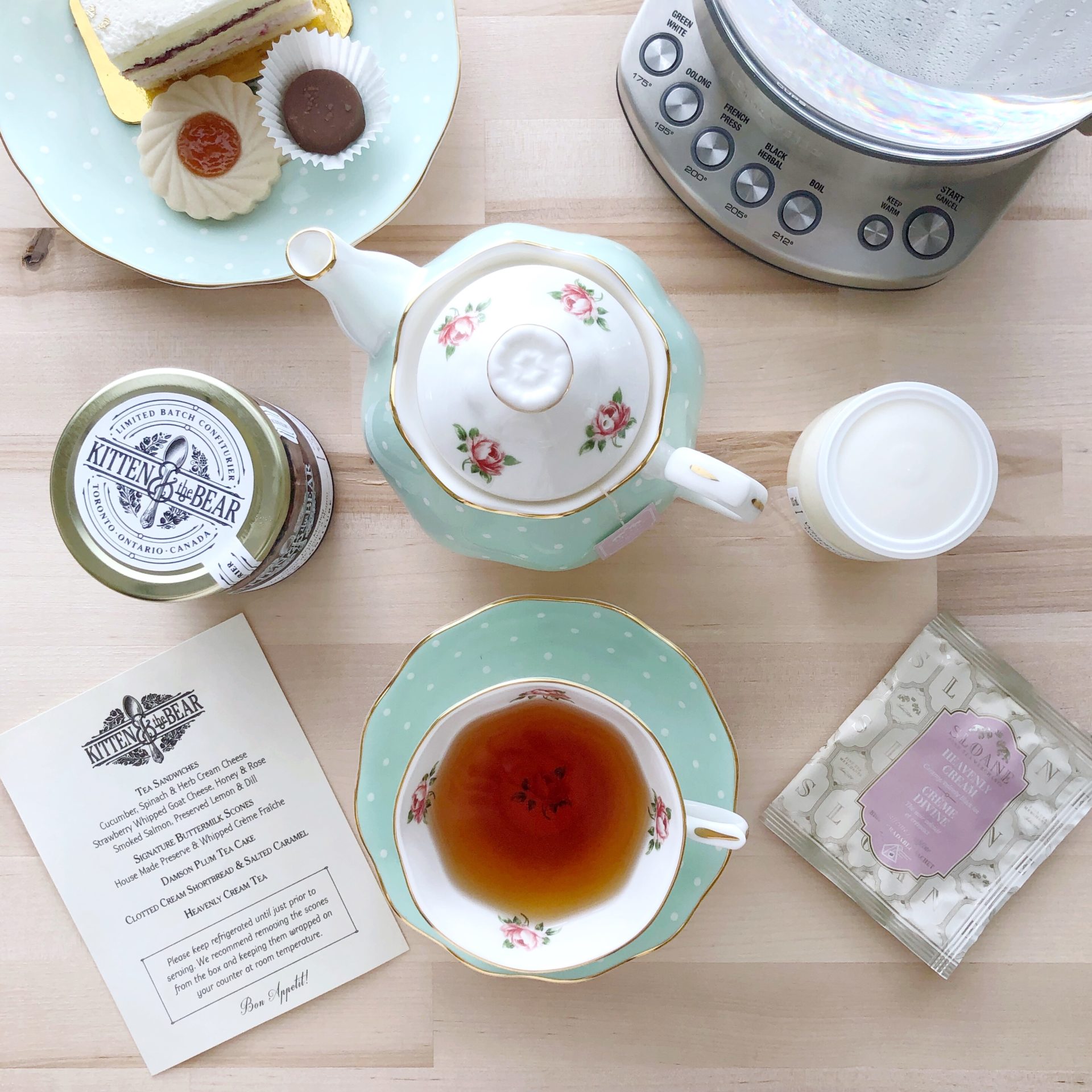 Kitten and the Bear's Afternoon Tea One (ft. Sloane Fine Tea Heavenly Cream) | Tea Review - in Spoons